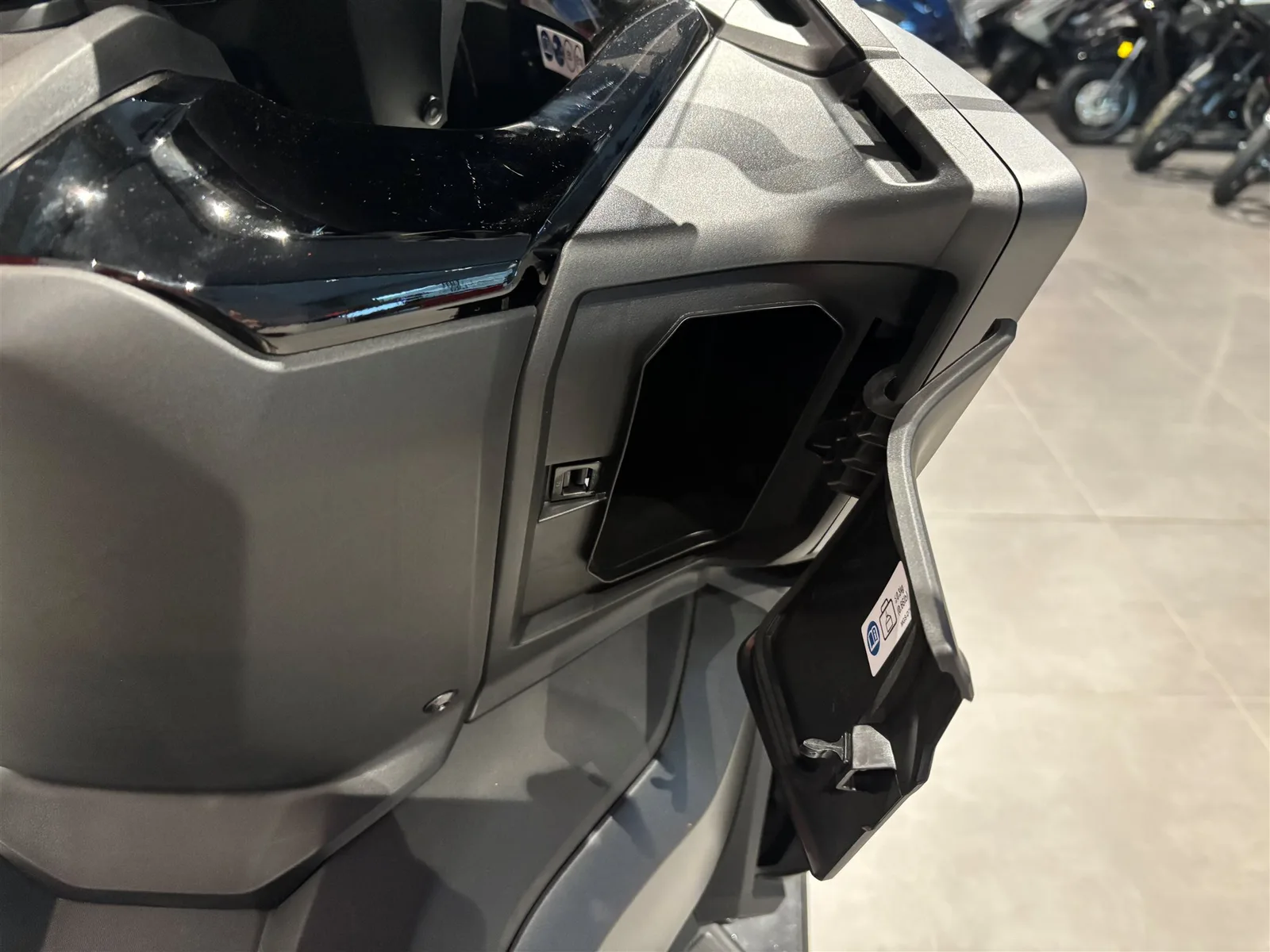 Honda Forza 750 Neufahrzeug, DTC