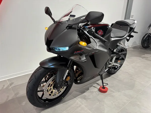 Honda CBR600RR Supersport