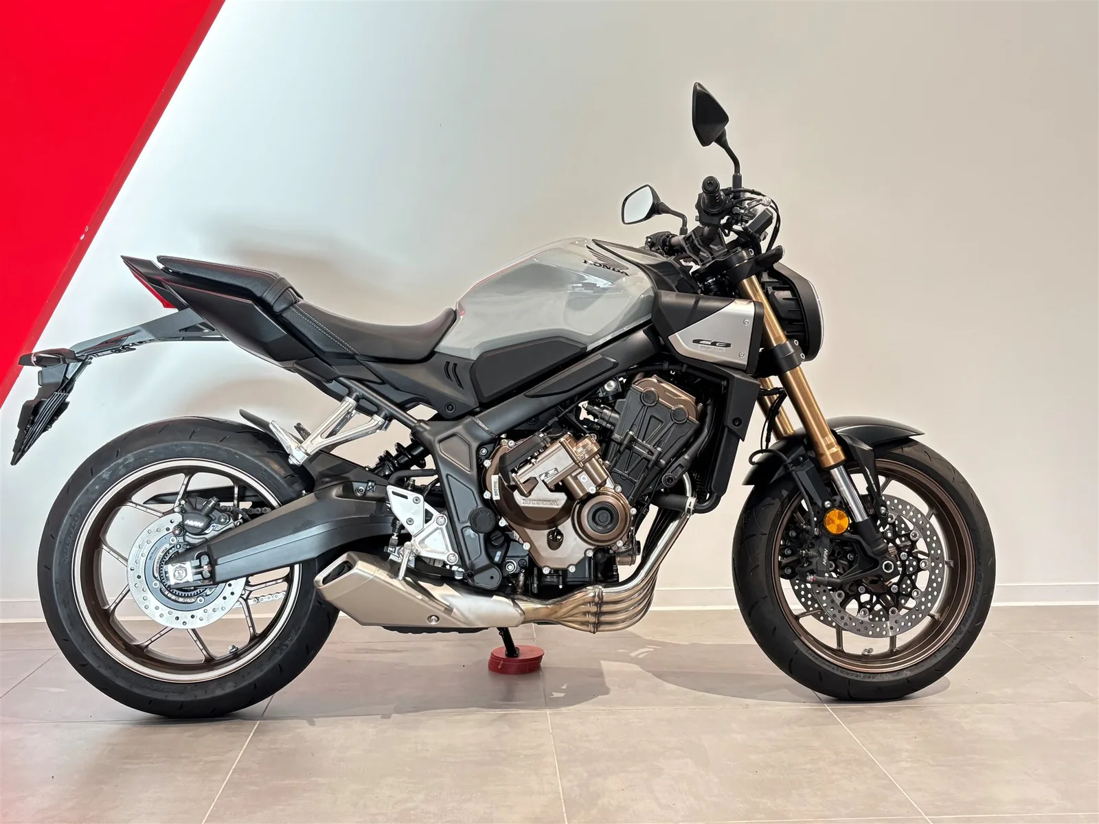Honda CB650R E-Clutch Tageszulassung