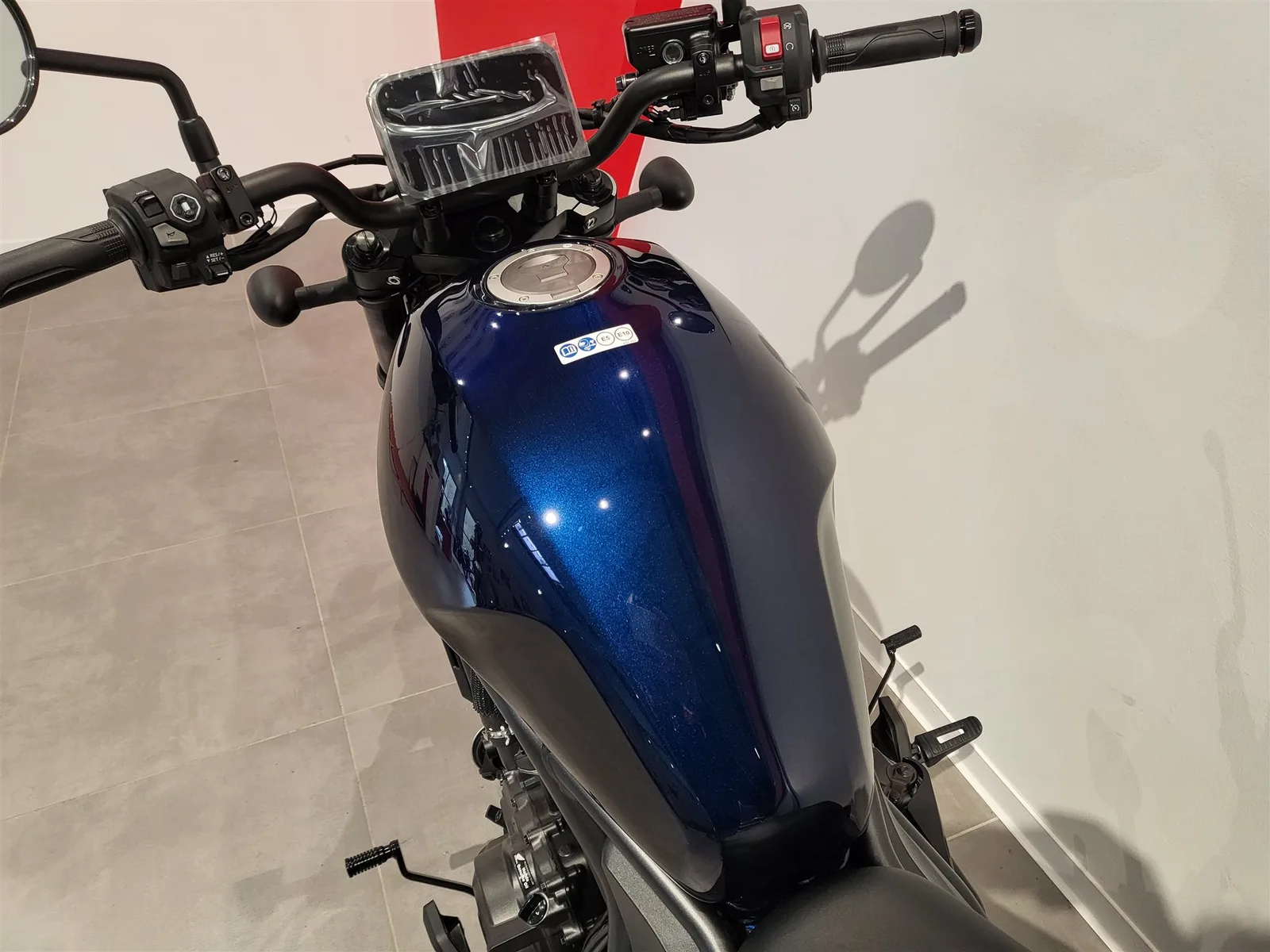 Honda CMX1100 Rebel Modell 2025, Tempomat