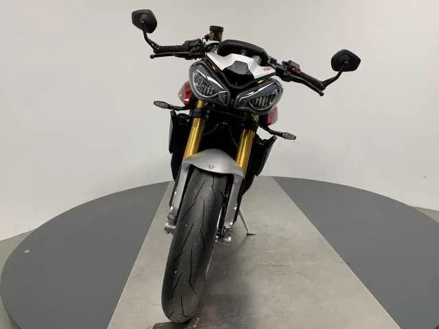 Triumph Street Triple 765 RX
