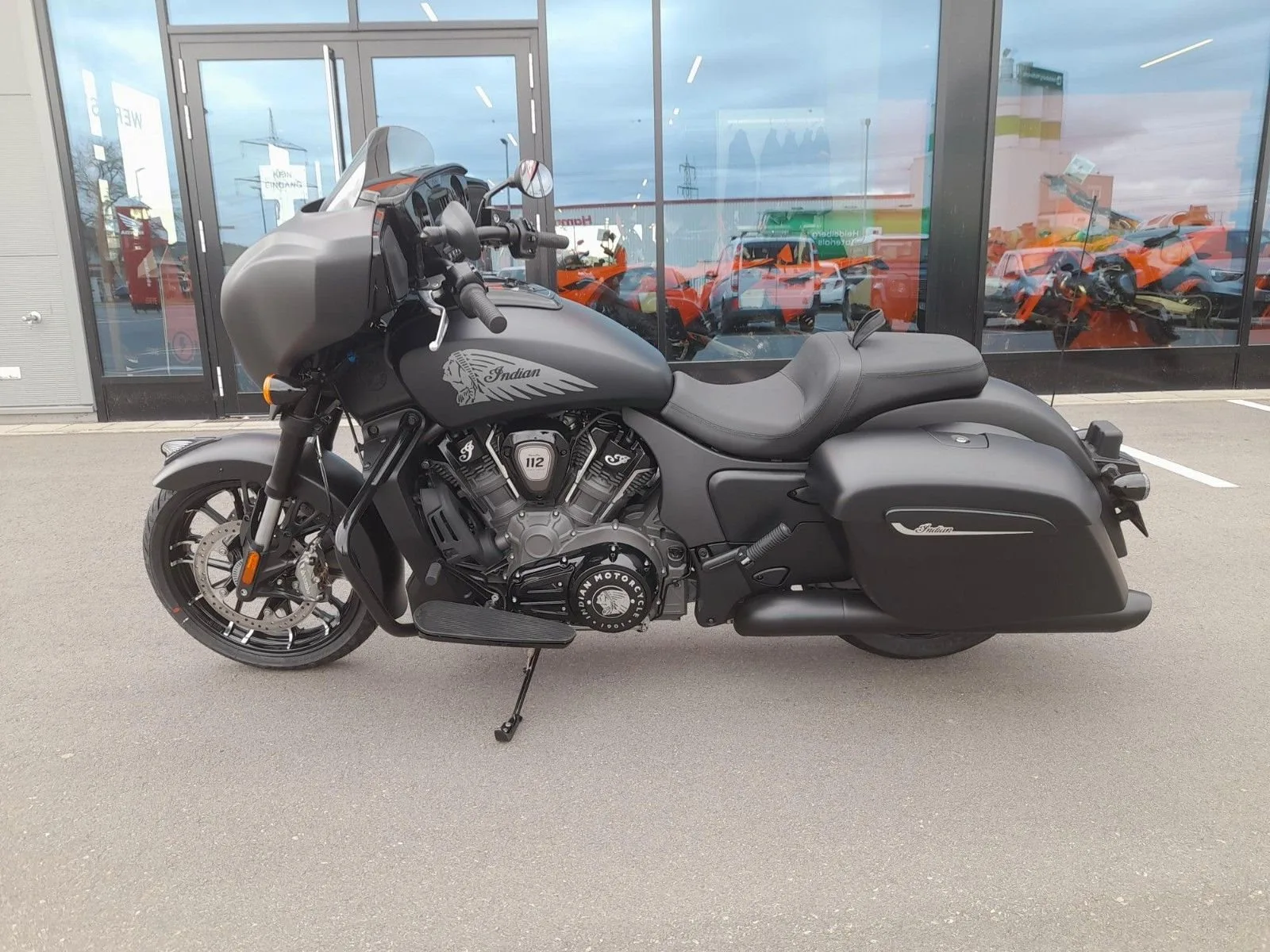 Indian Chieftain Powerplus Dark Horse with 112 Package
