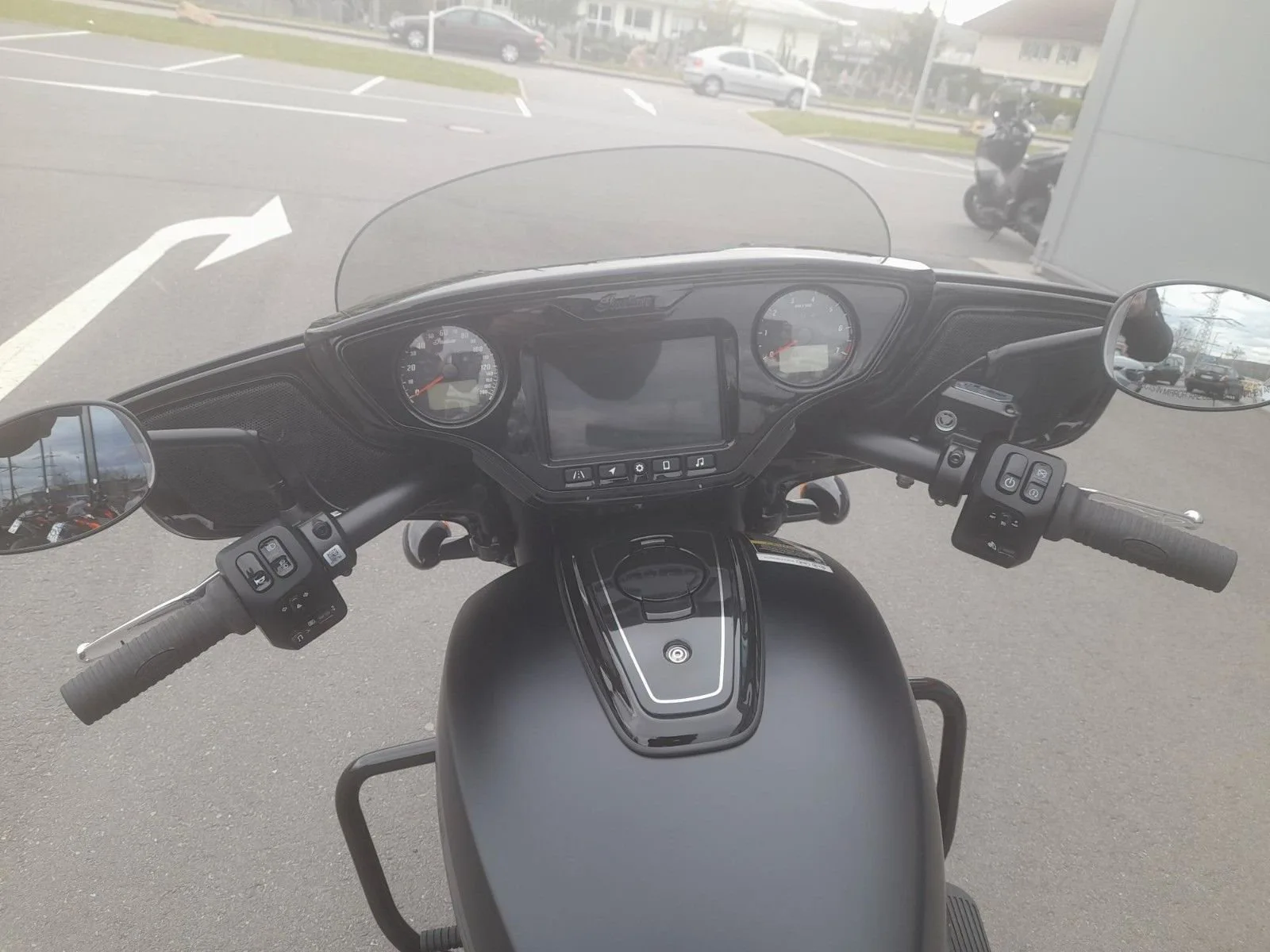 Indian Chieftain Powerplus Dark Horse with 112 Package
