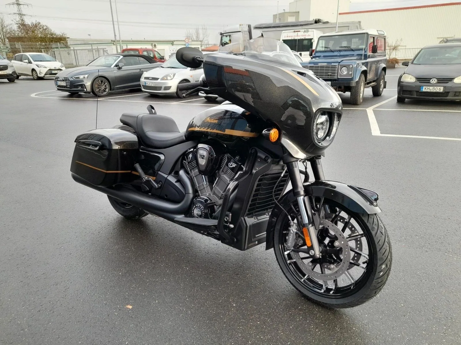 Indian Chieftain Powerplus Dark Horse with 112 Package
