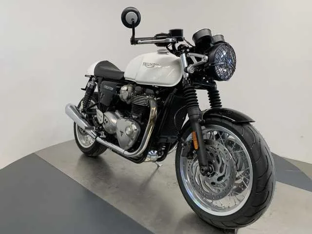 Triumph Thruxton 1200