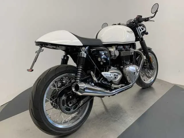 Triumph Thruxton 1200