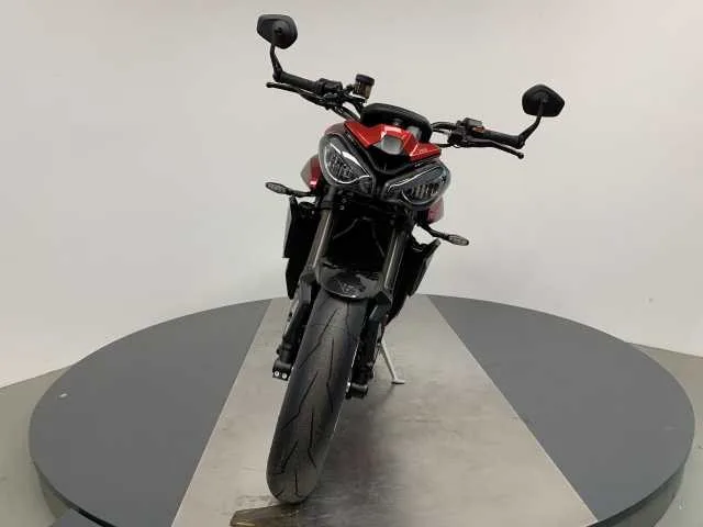 Triumph Street Triple RS
