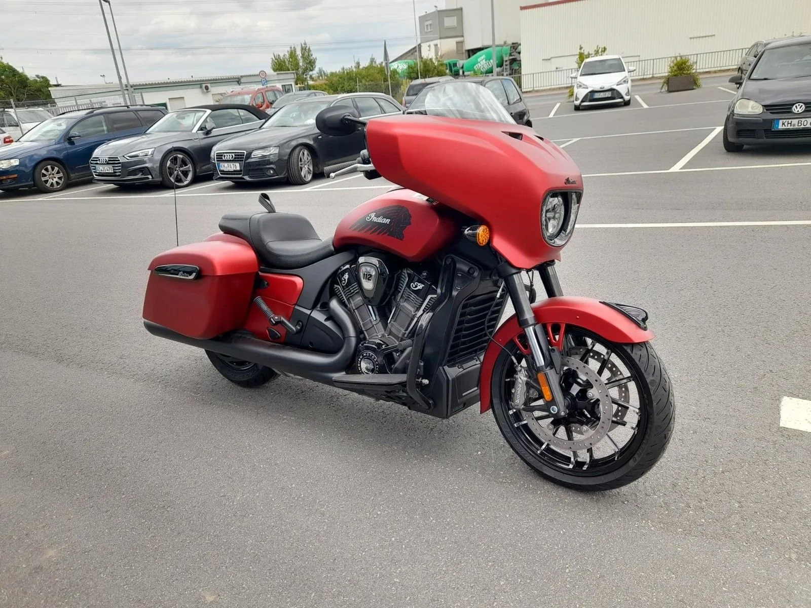 Indian Chieftain Powerplus Dark Horse with 112 Package