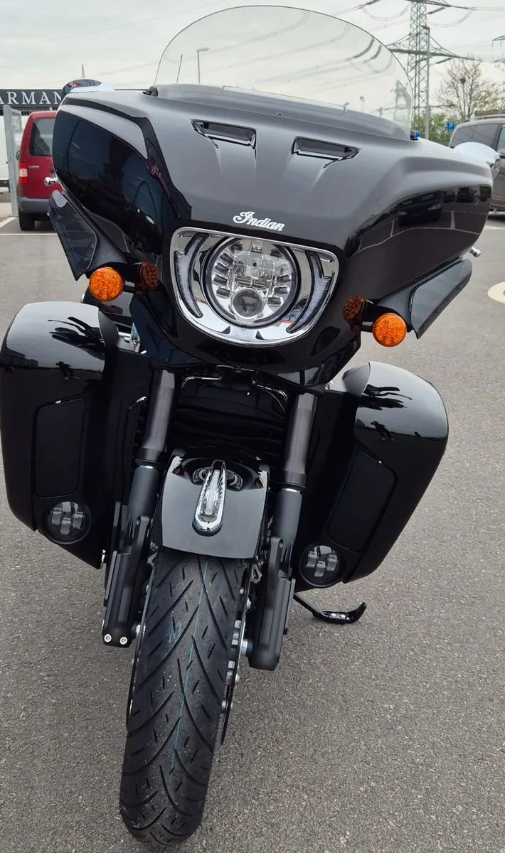Indian Roadmaster Powerplus Limited with 112 Package