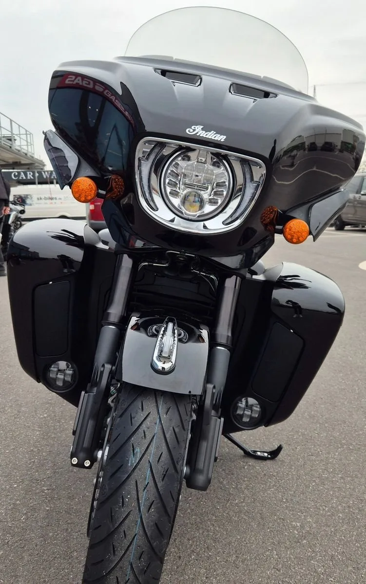 Indian Roadmaster Powerplus Limited with 112 Package