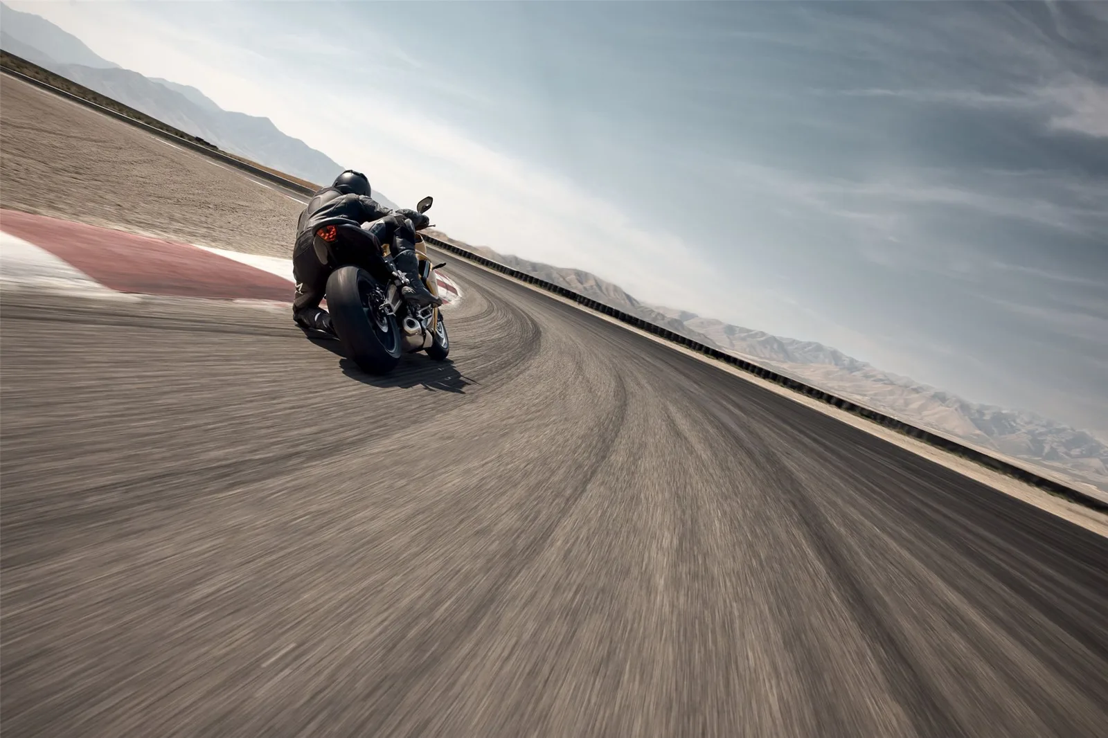 Triumph Daytona 660