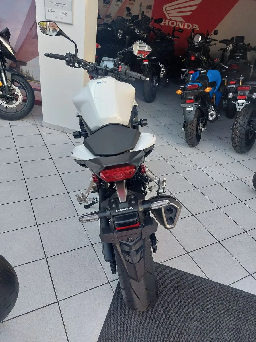 Honda CB750 Hornet
