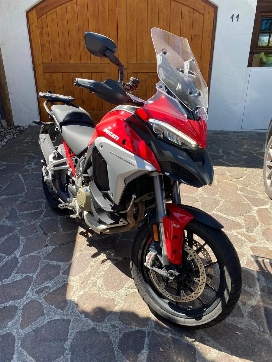 Ducati Multistrada V4 S Travel & Radar