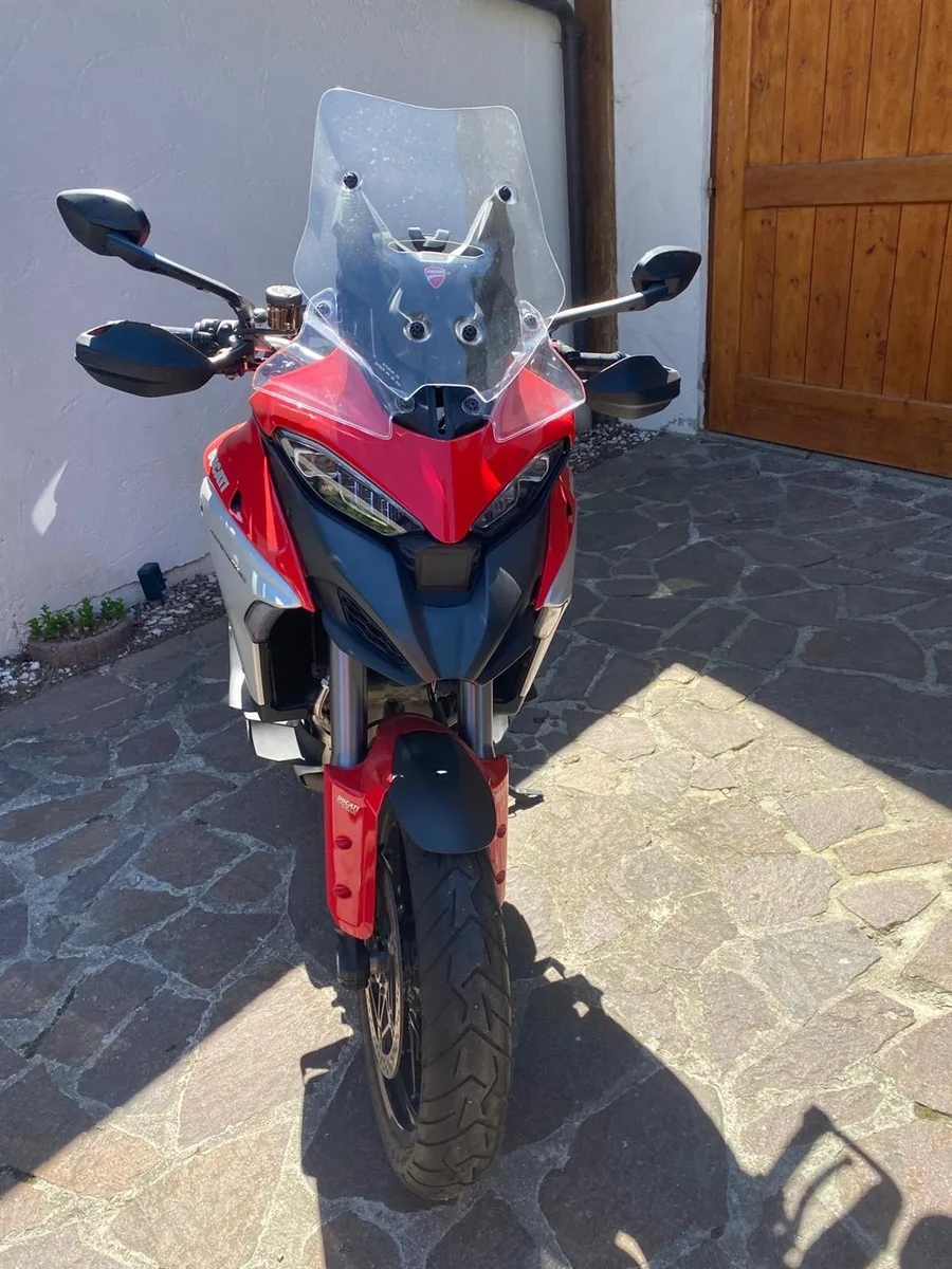 Ducati Multistrada V4 S Travel & Radar