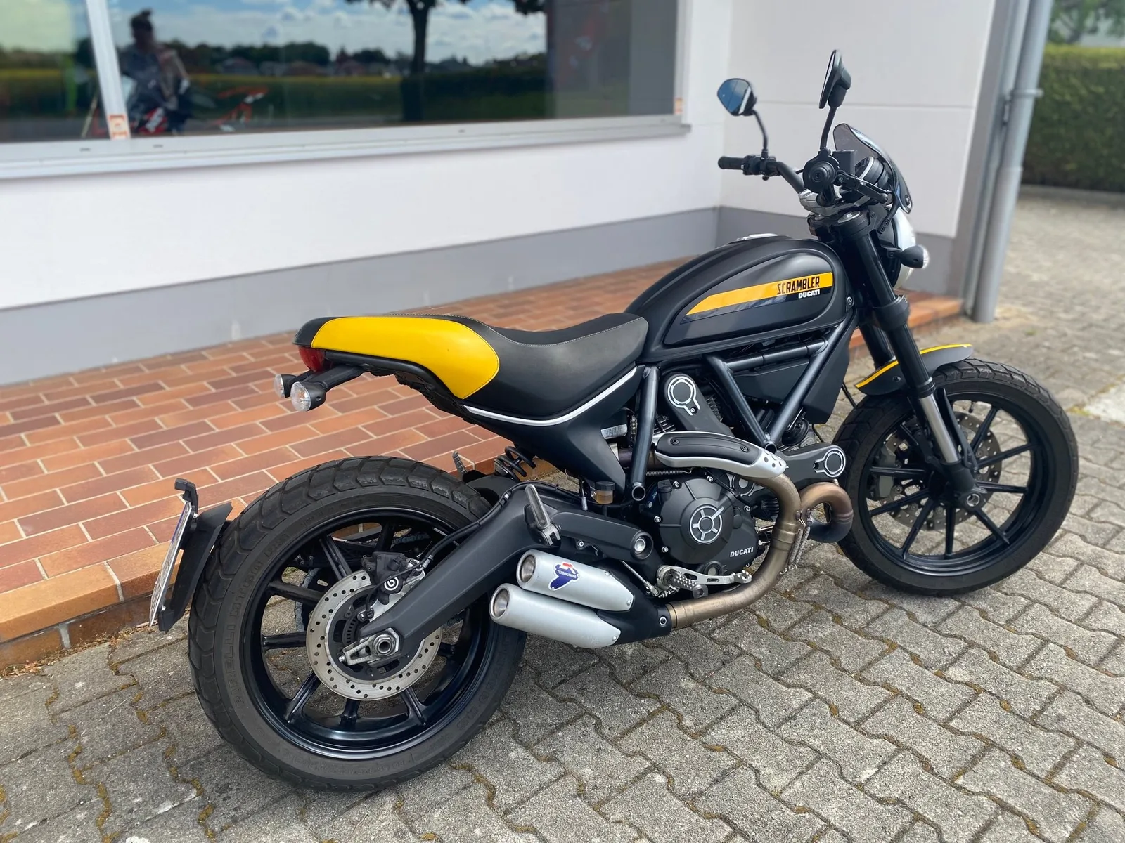 Ducati Scrambler Full Throttle