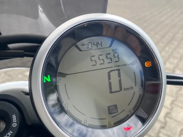 Ducati Scrambler Full Throttle