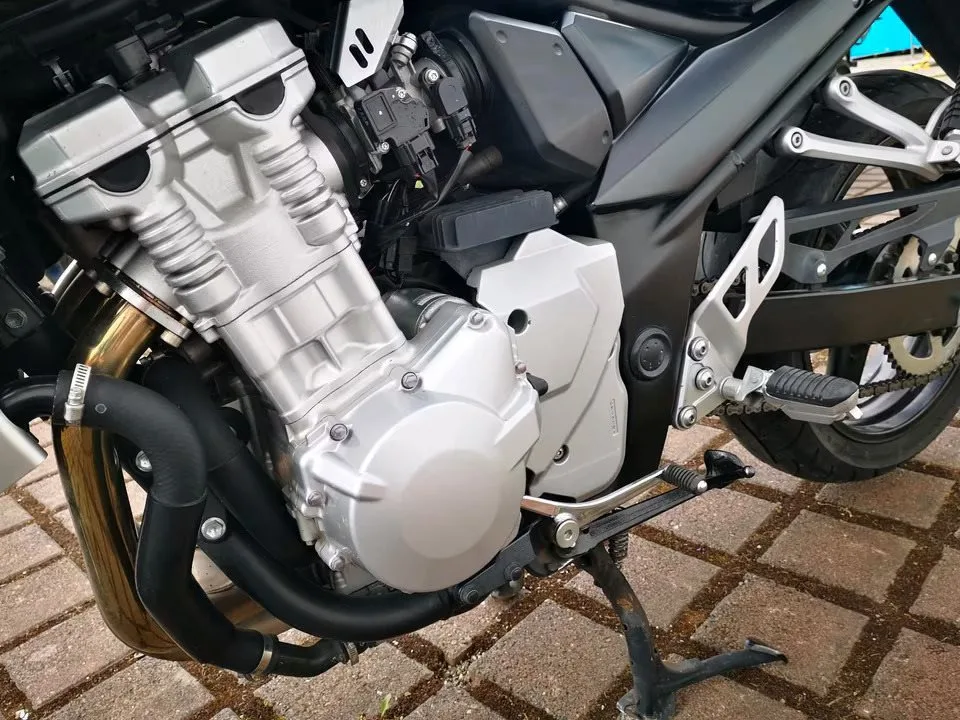 Suzuki Bandit 650S GSF 650S AK7
