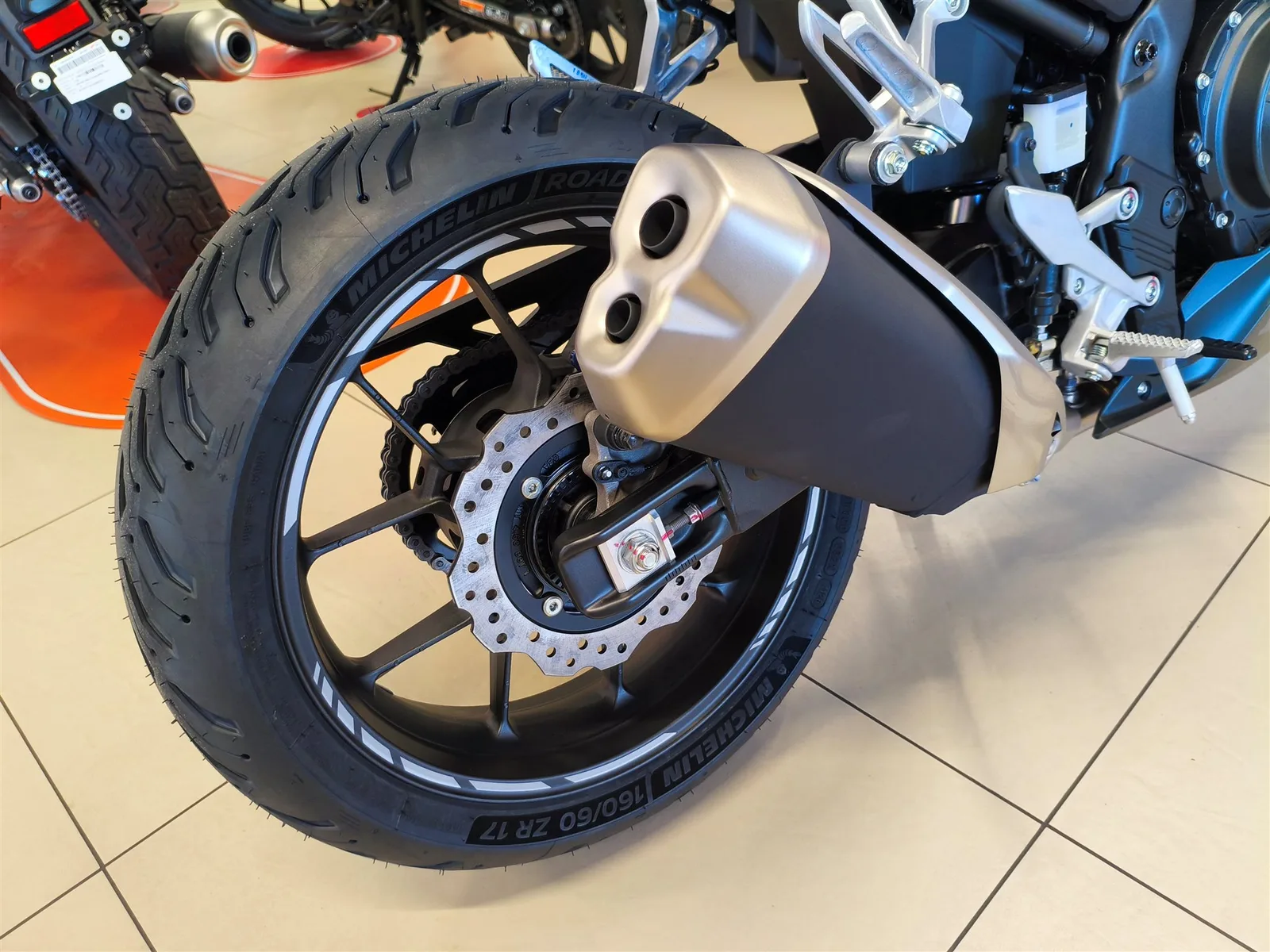 Honda CBR500R E-Clutch mit Zubehör