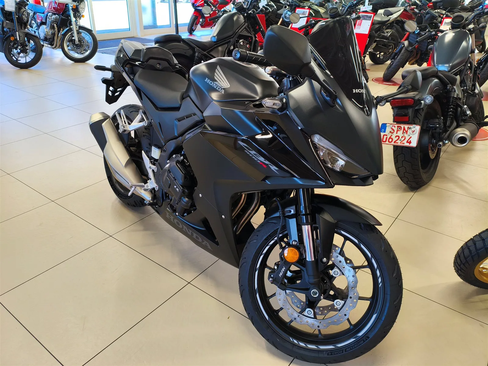 Honda CBR500R E-Clutch mit Zubehör
