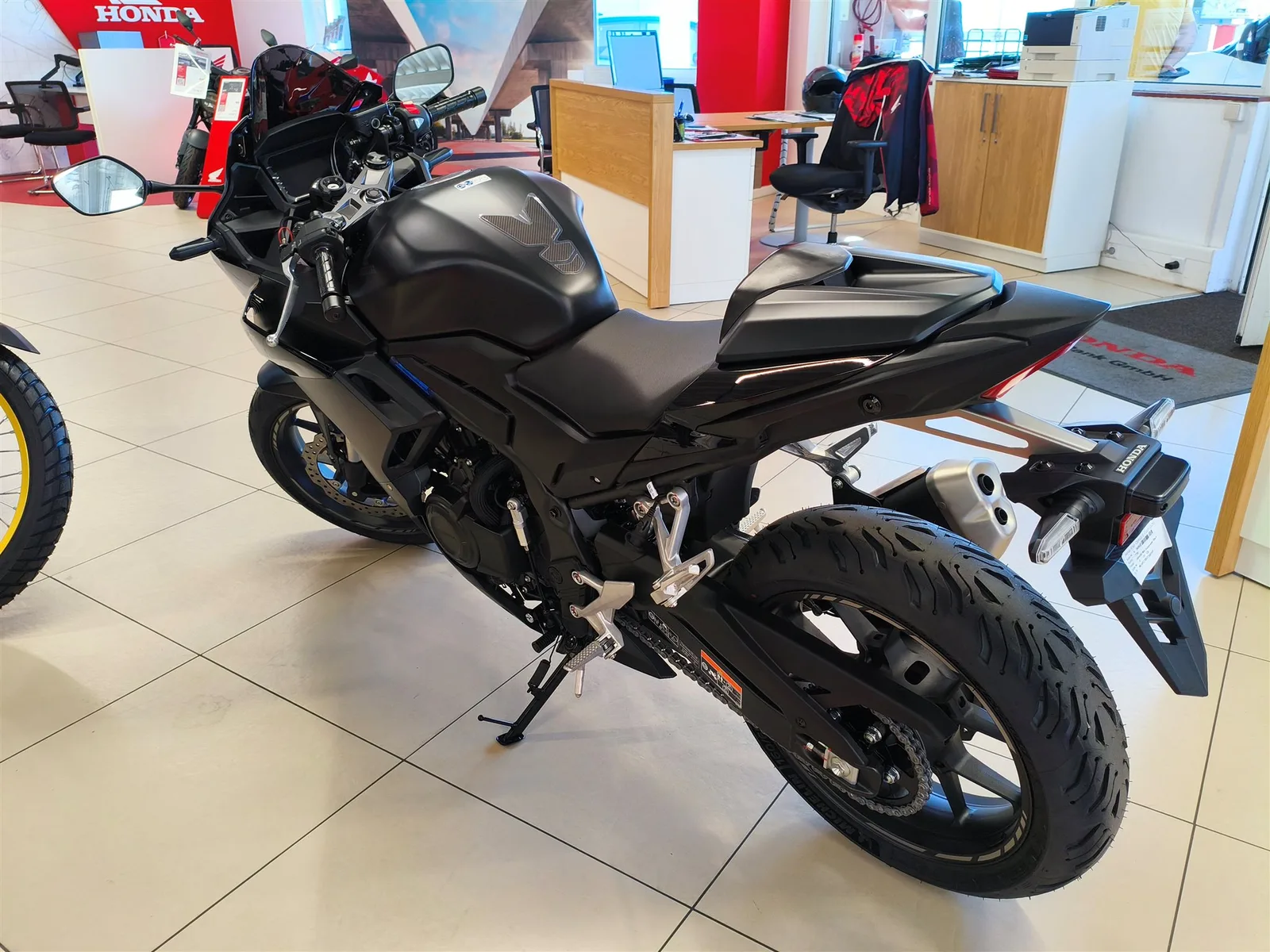 Honda CBR500R E-Clutch mit Zubehör