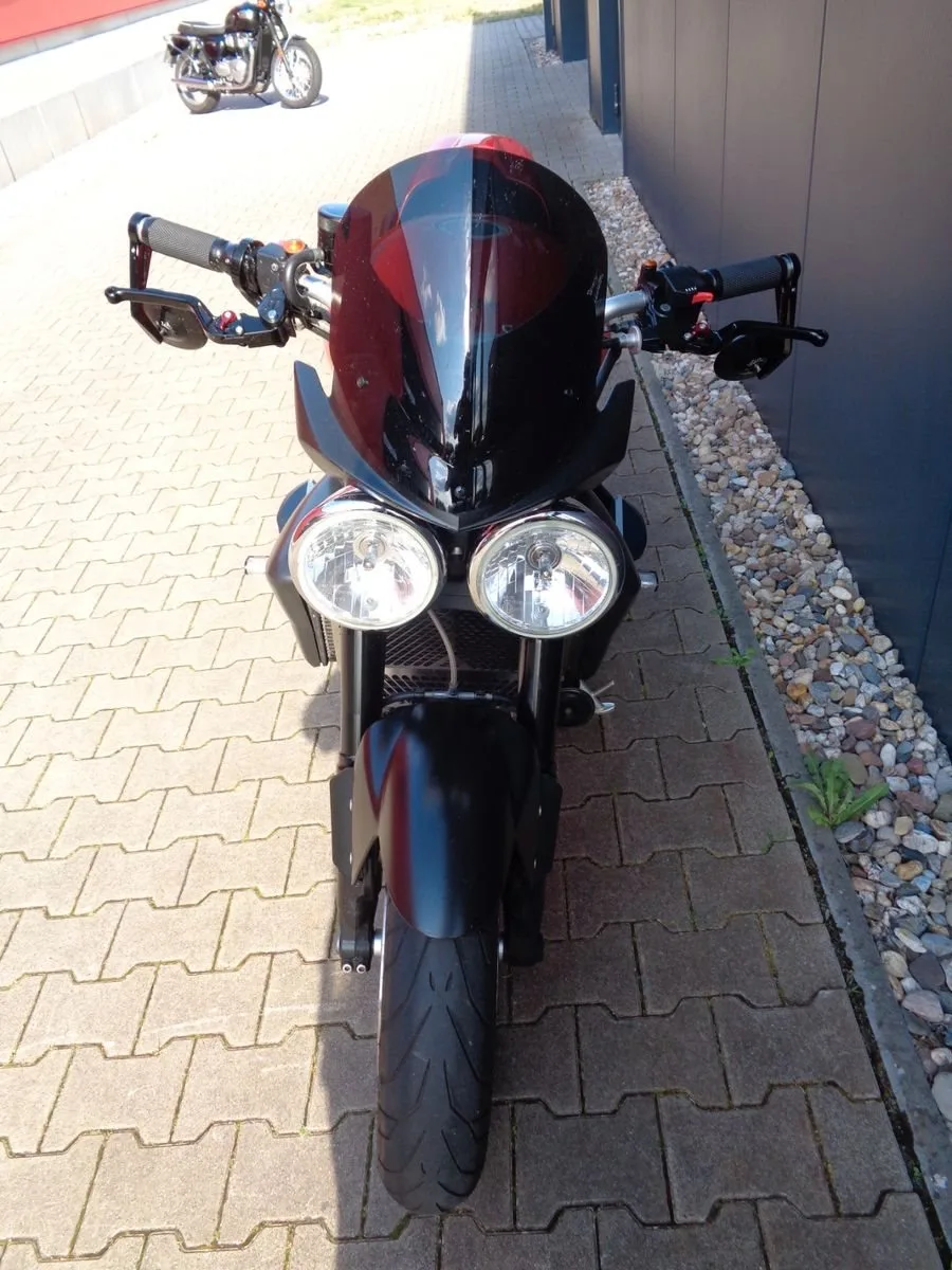 Triumph Speed Triple 1050