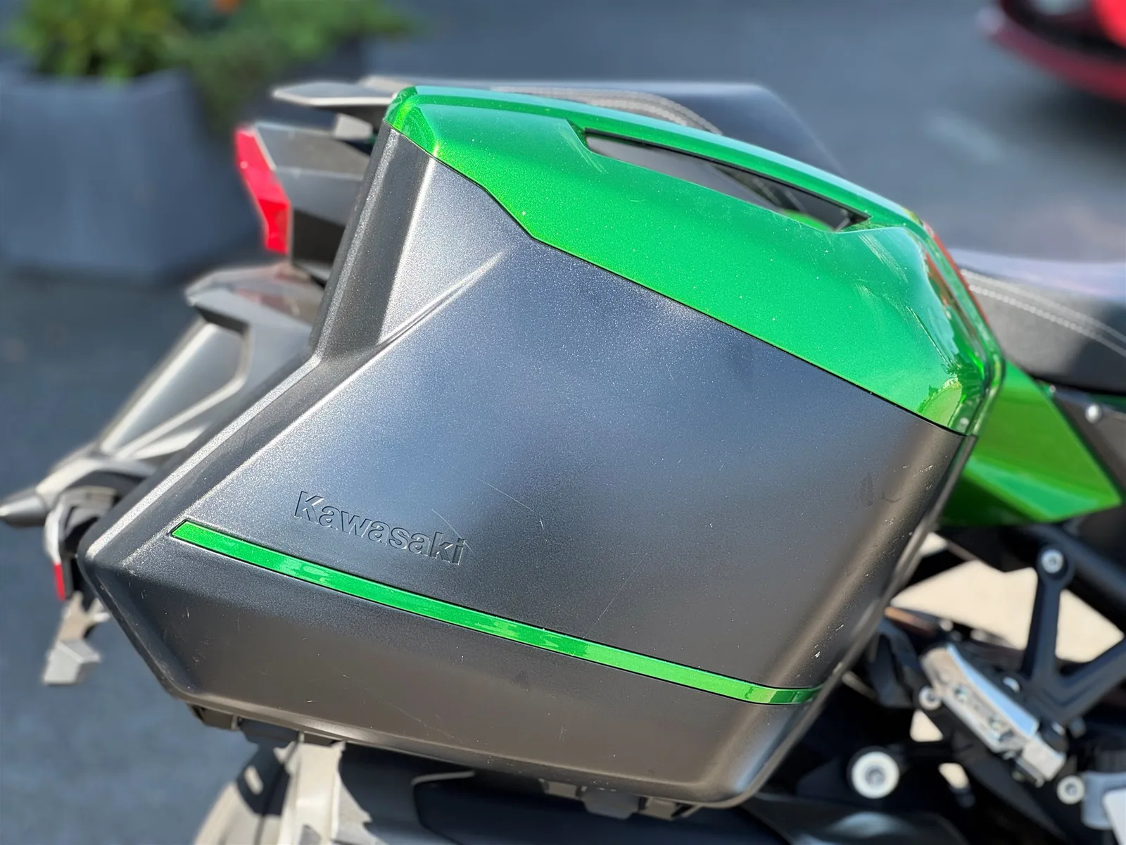 Kawasaki Ninja H2 SX SE Erst 1.380 KM I Seitenkoffer-Set I Wie neu