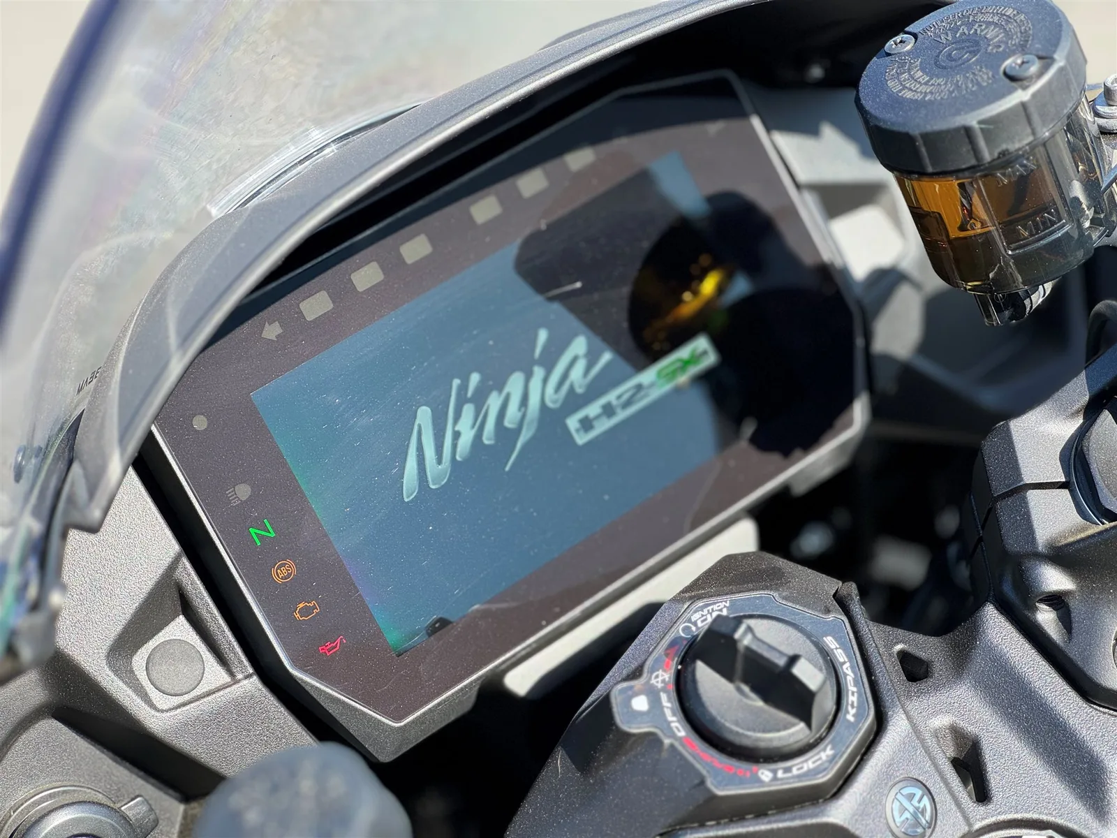 Kawasaki Ninja H2 SX SE Erst 1.380 KM I Seitenkoffer-Set I Wie neu