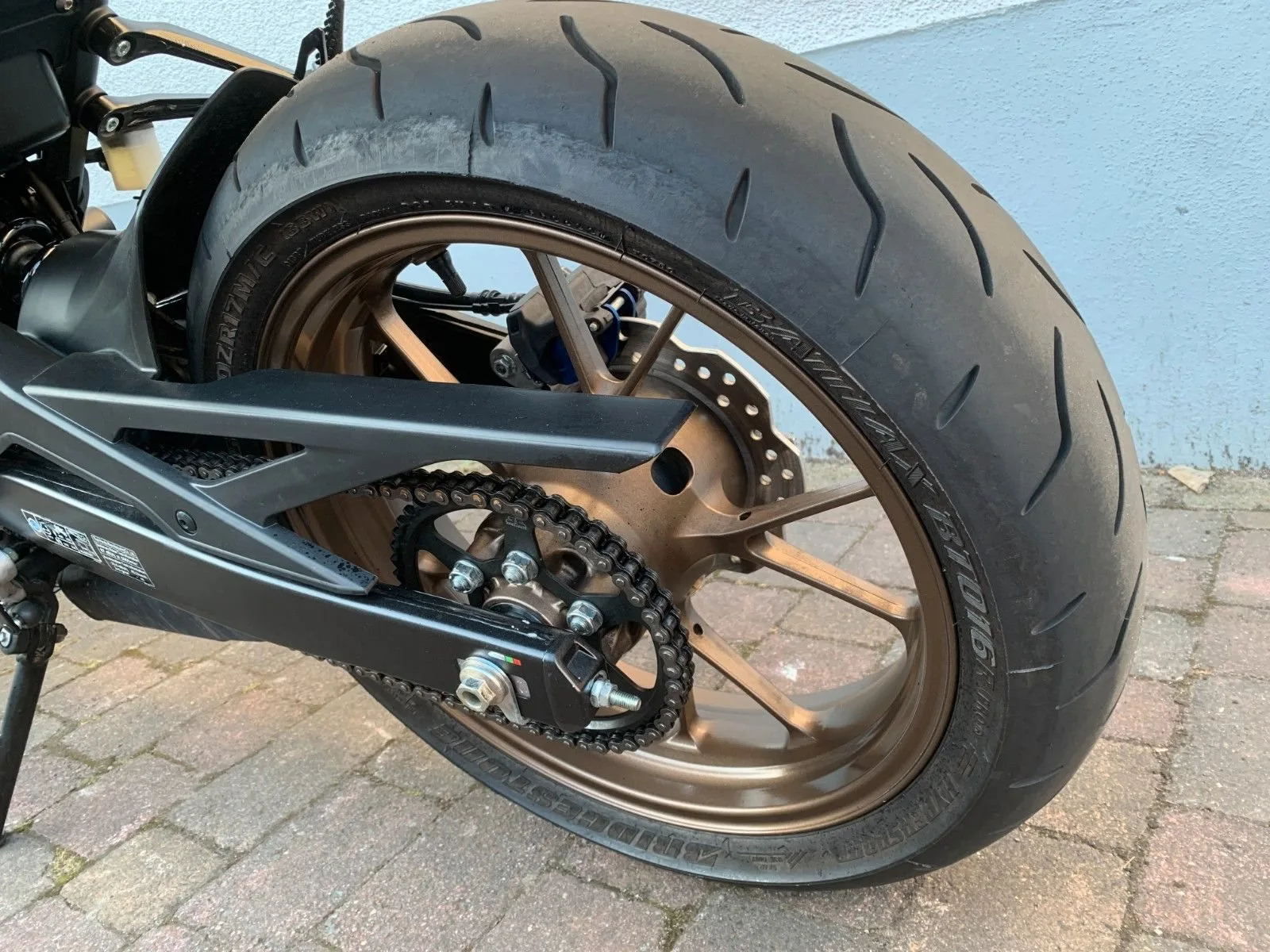 Honda CB125R