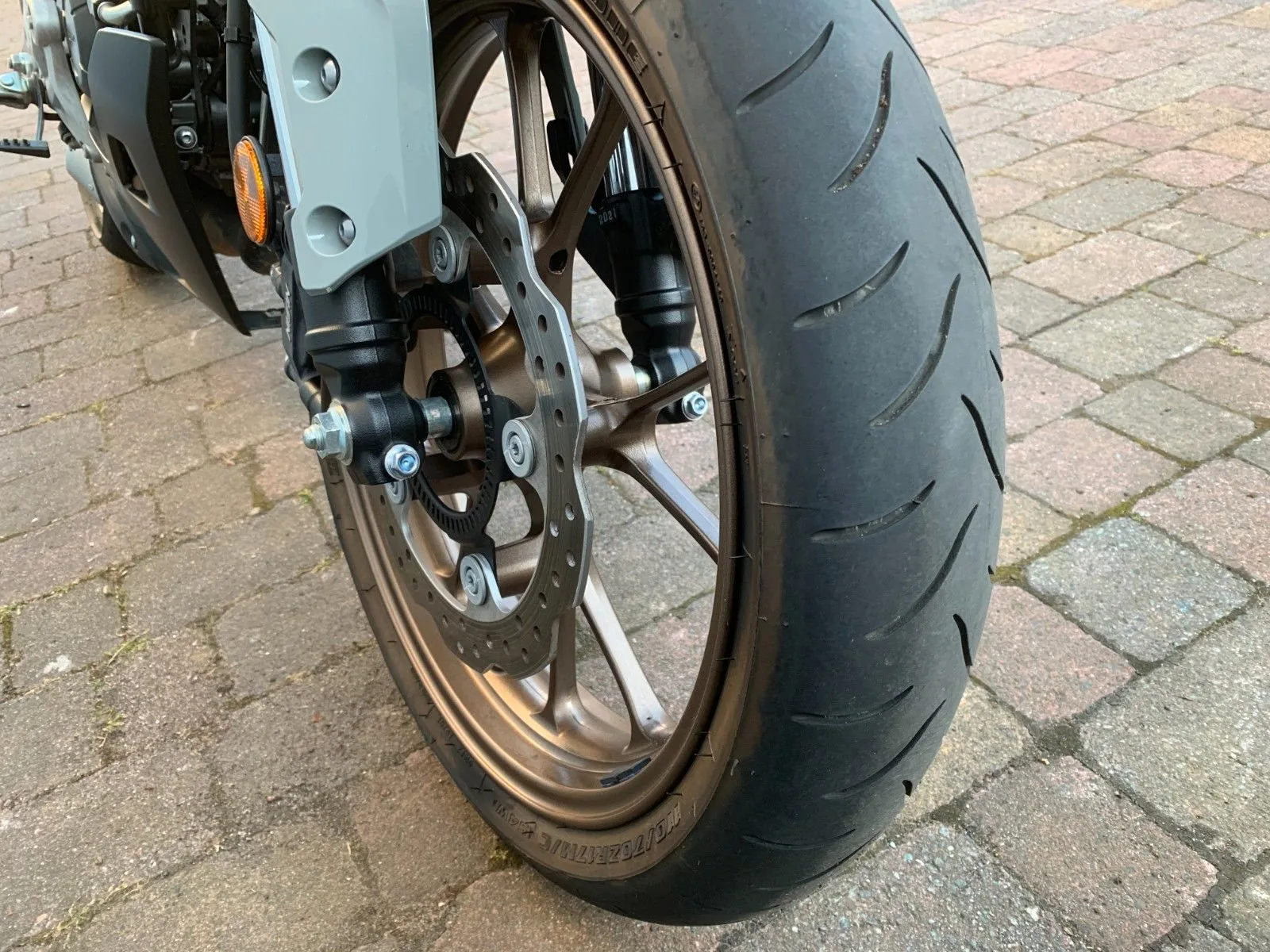 Honda CB125R