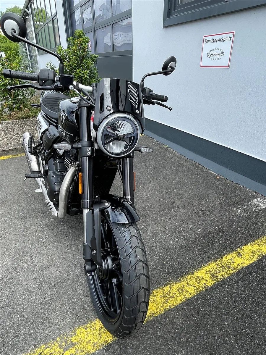 Triumph Tracker 400 1,99% Finanzierungsaktion \* - Sofort verfügbar