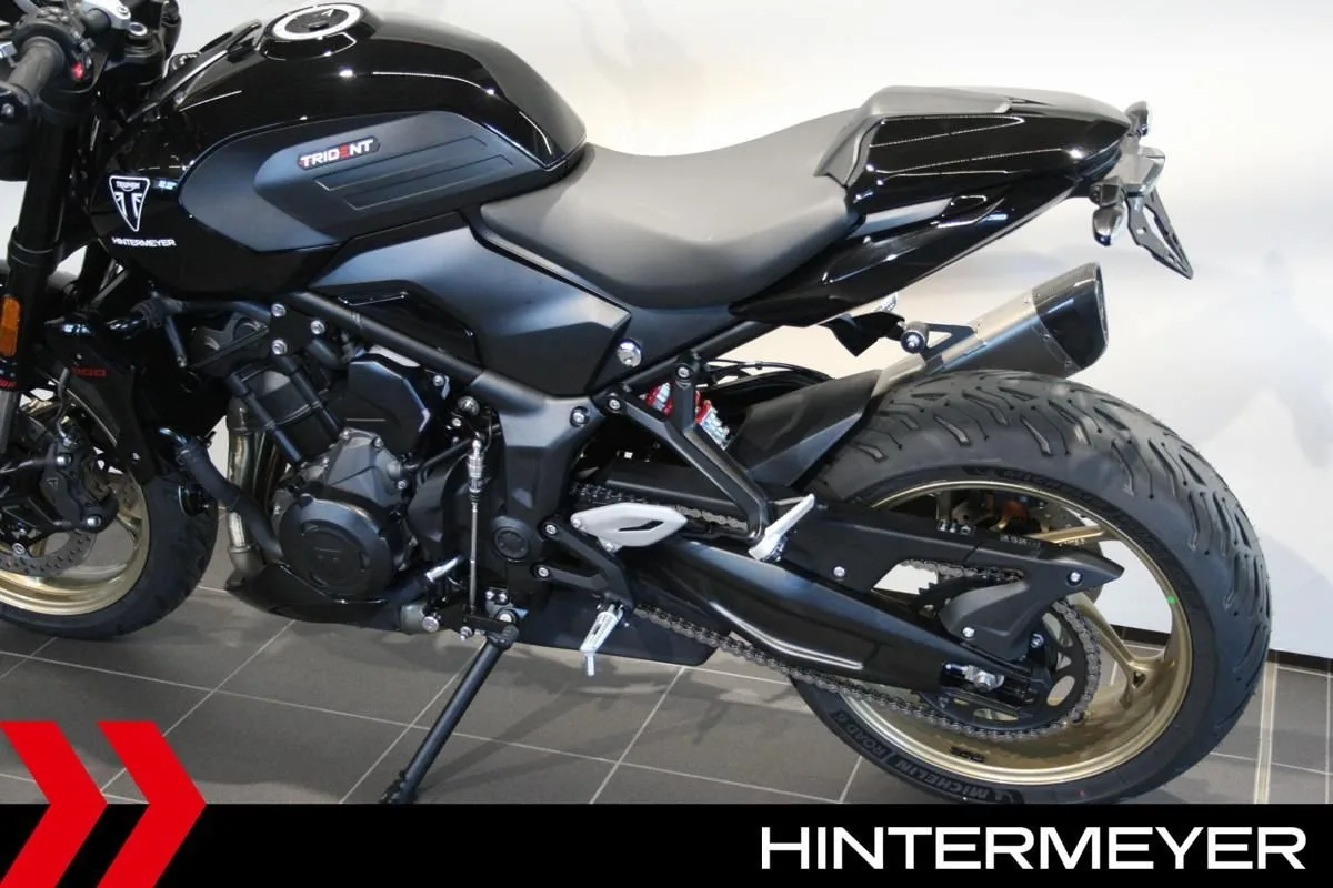 Triumph Trident 800