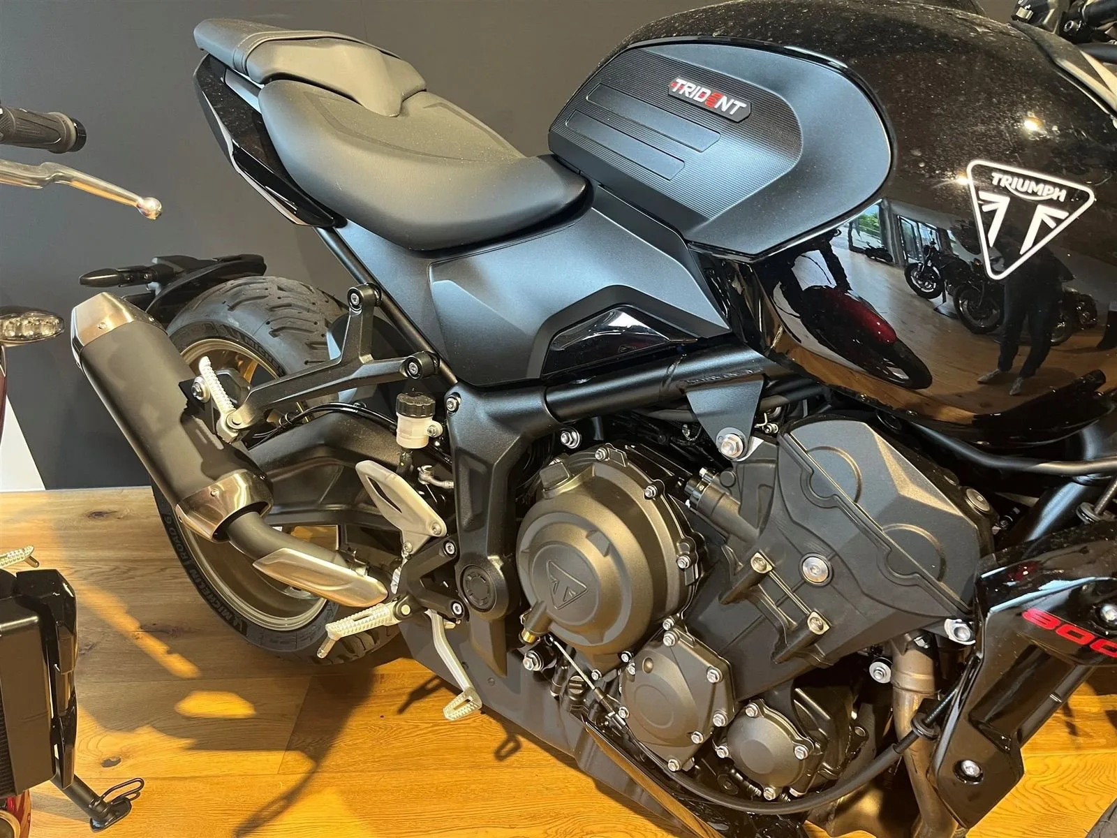Triumph Trident 800