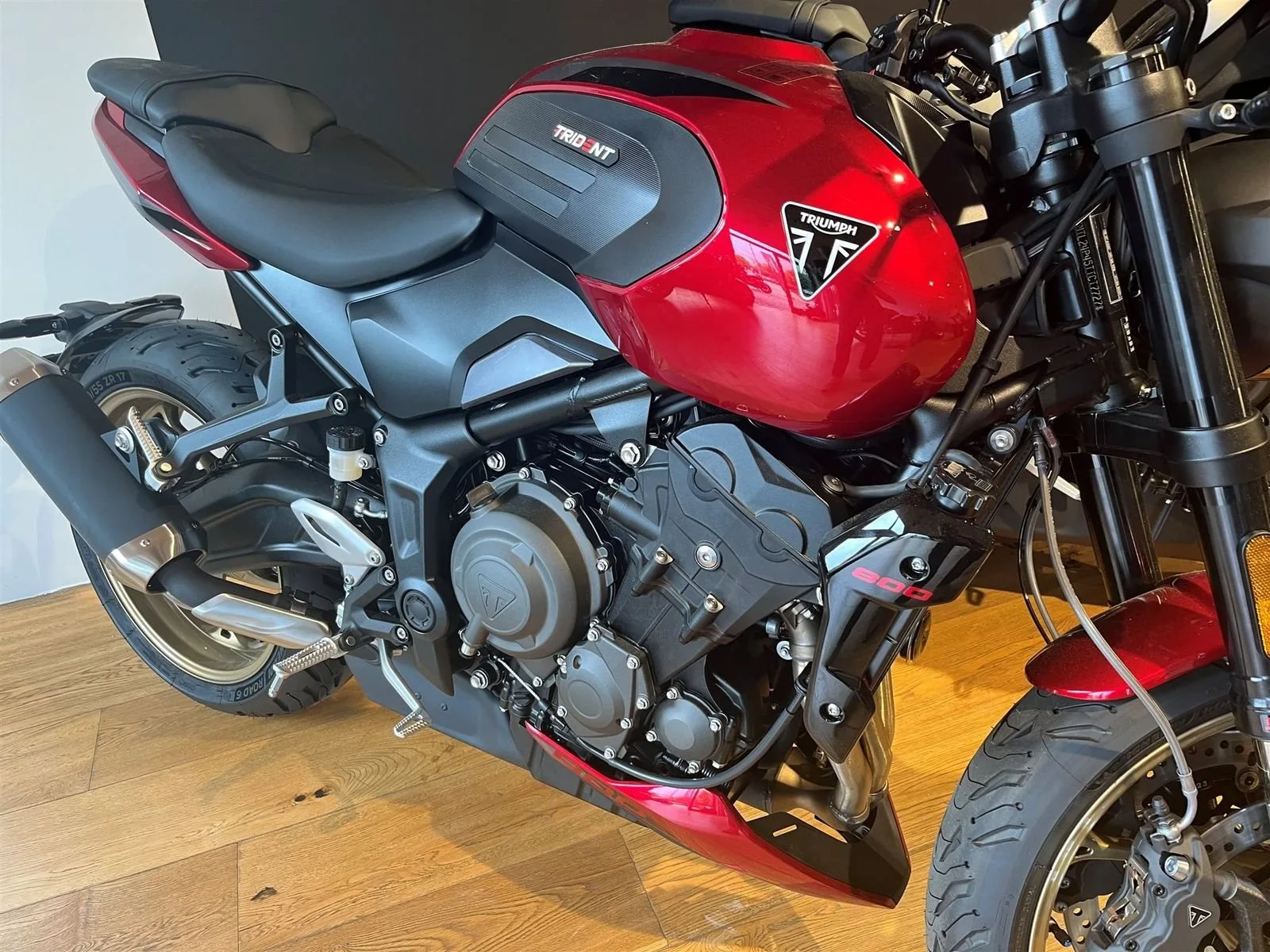 Triumph Trident 800