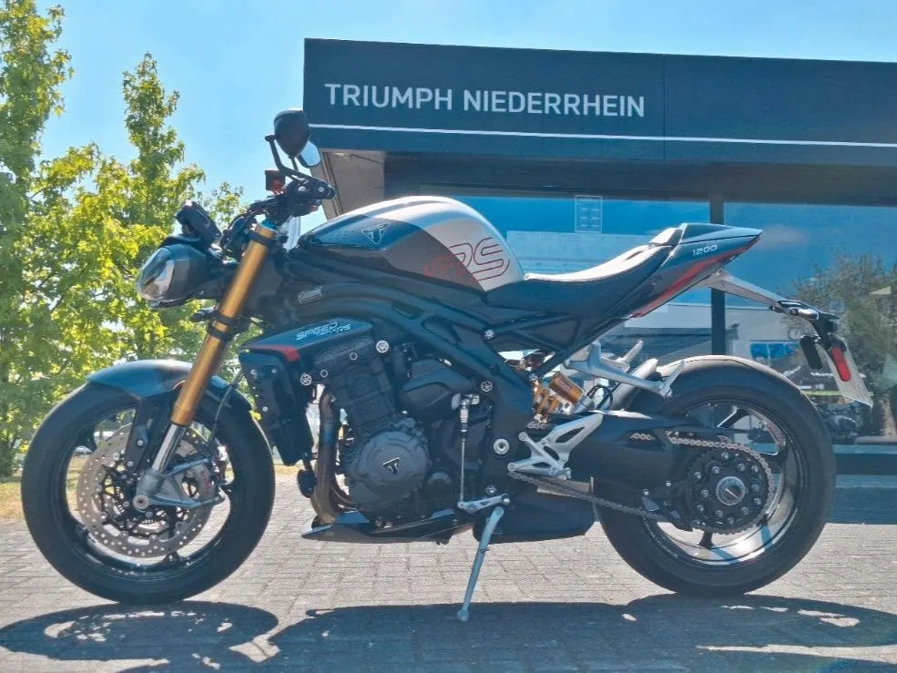 Triumph Speed Triple 1200 RS