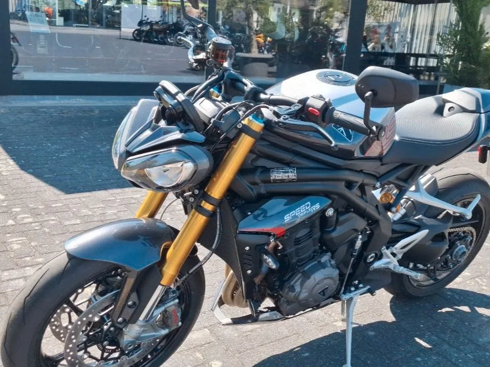 Triumph Speed Triple 1200 RS