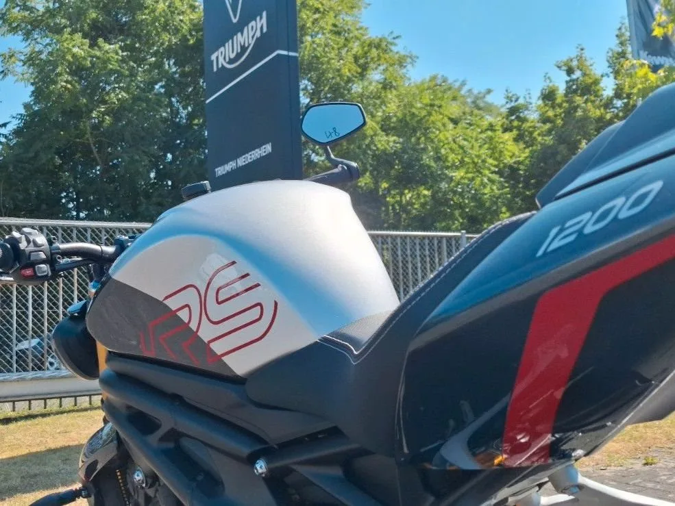 Triumph Speed Triple 1200 RS