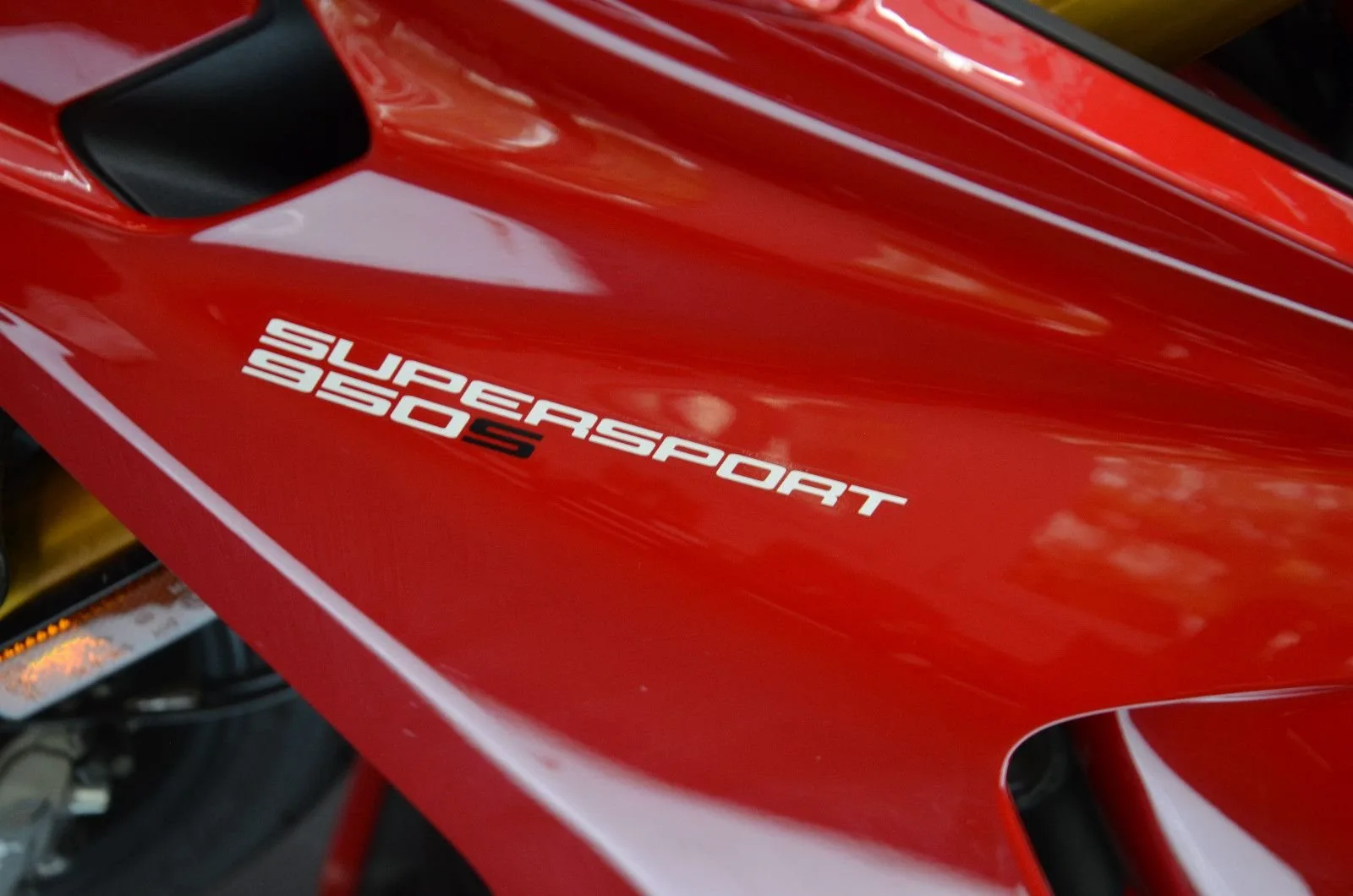 Ducati SuperSport 950 S