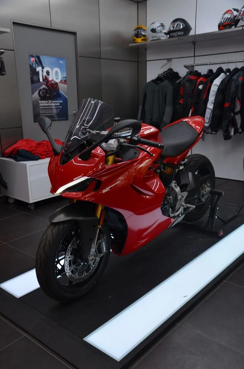 Ducati SuperSport 950 S