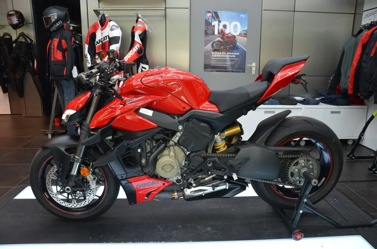 Ducati Streetfighter V4