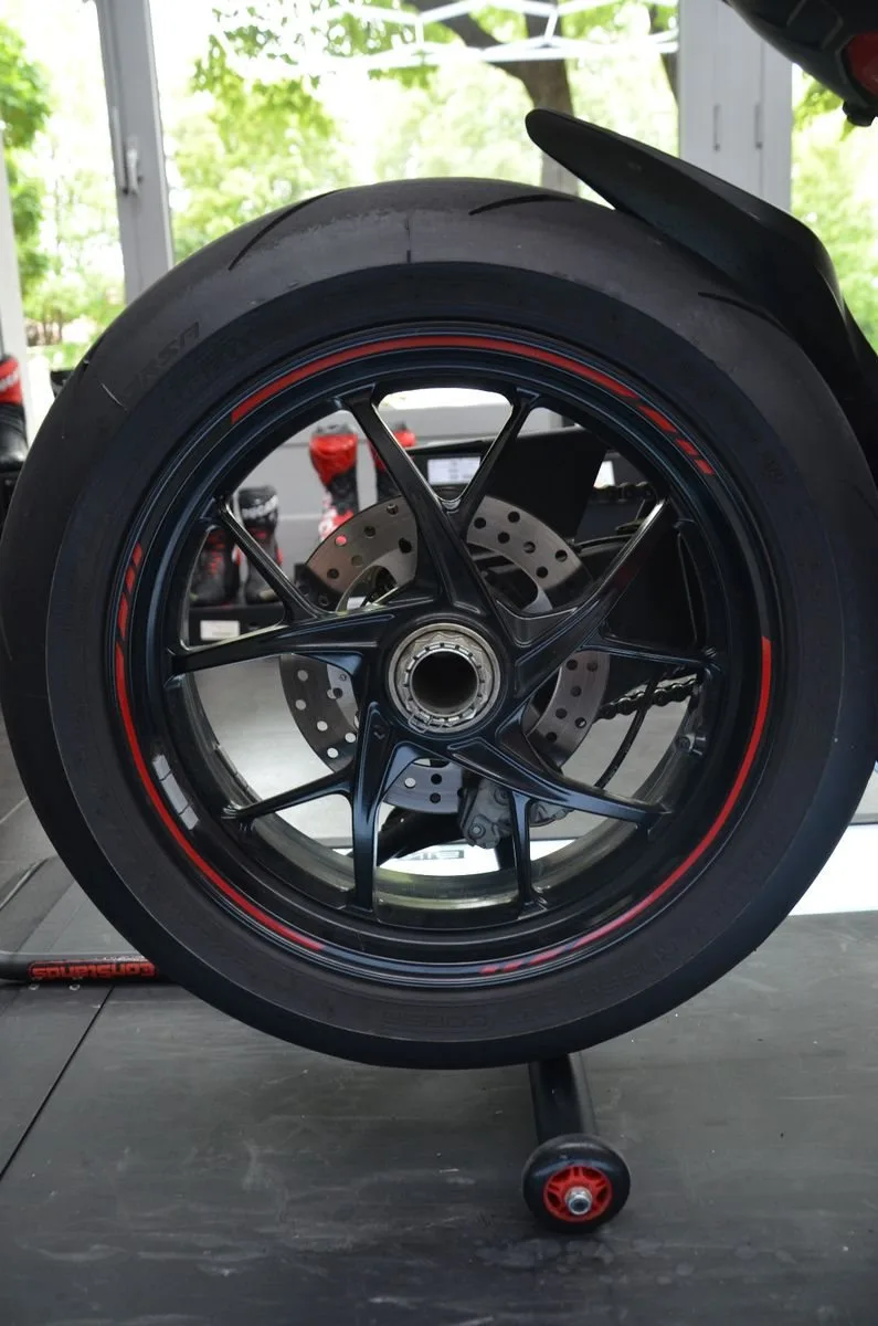 Ducati Streetfighter V4