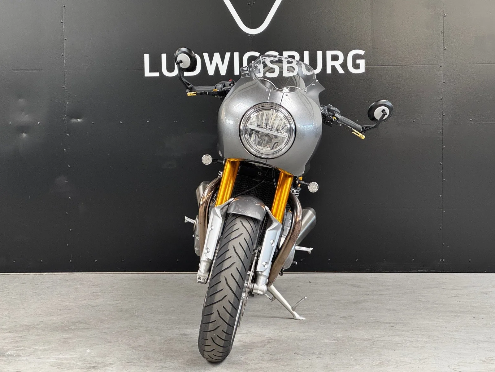 Triumph Thruxton 1200R