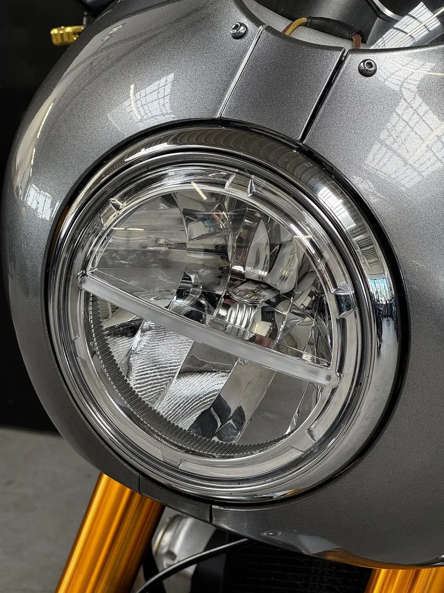 Triumph Thruxton 1200R
