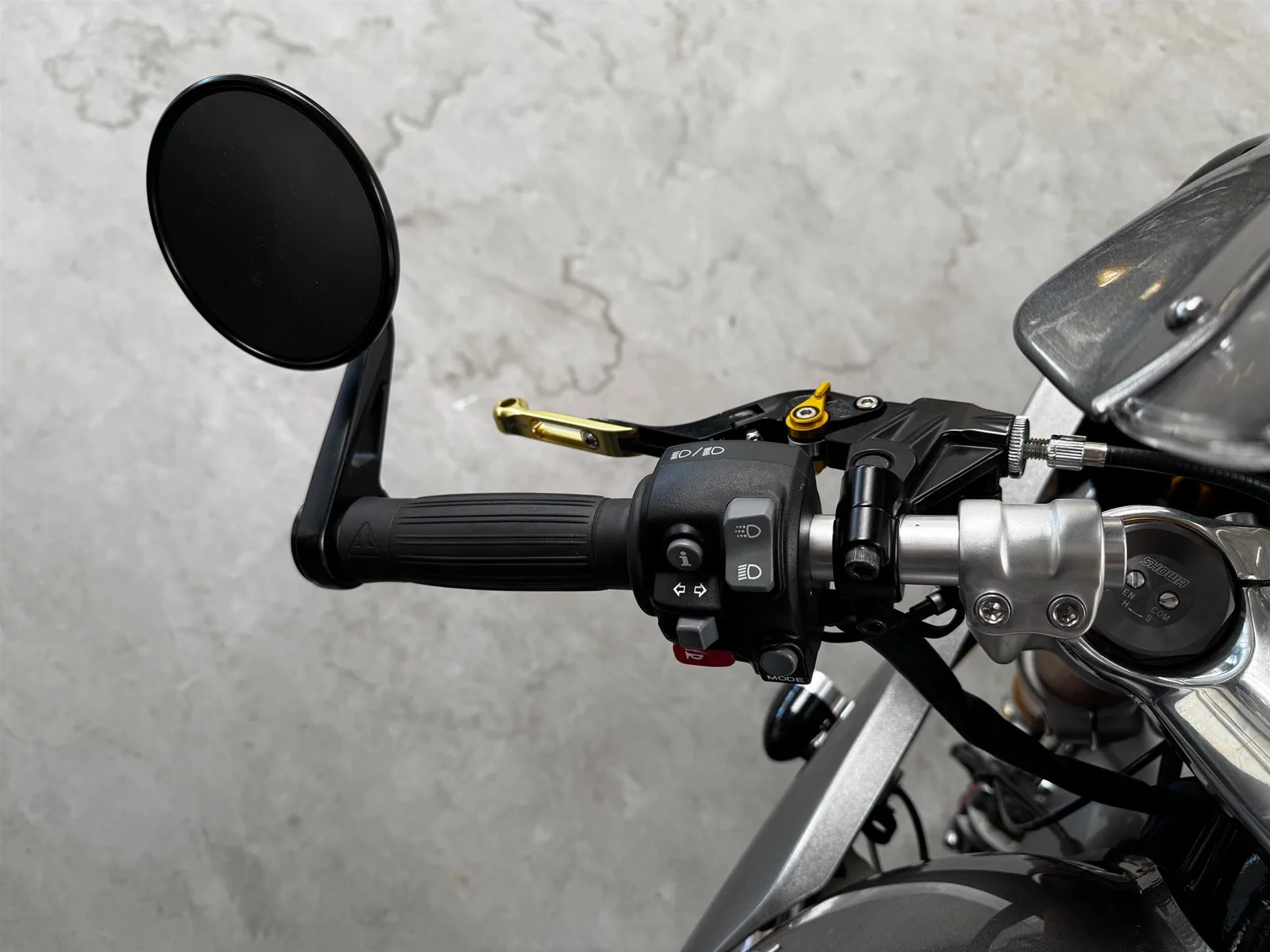 Triumph Thruxton 1200R