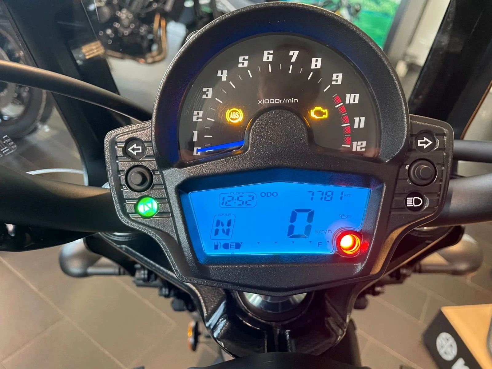Kawasaki Vulcan S Tourer neuwertig