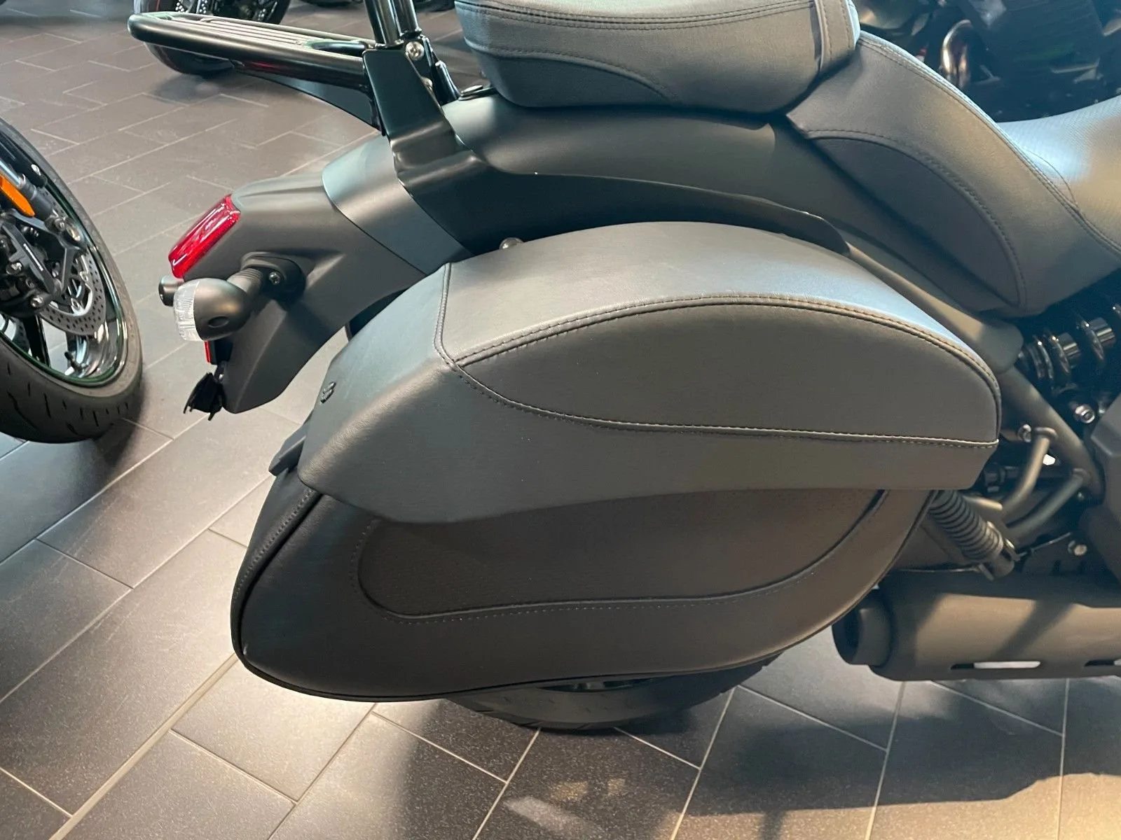 Kawasaki Vulcan S Tourer neuwertig