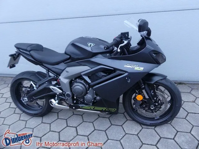 Triumph Daytona 660