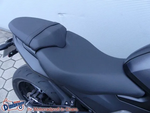 Triumph Daytona 660