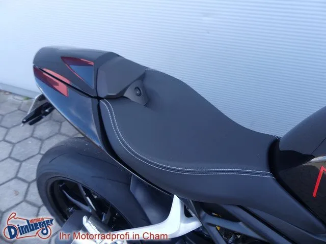 Triumph Speed Triple 1200 RS