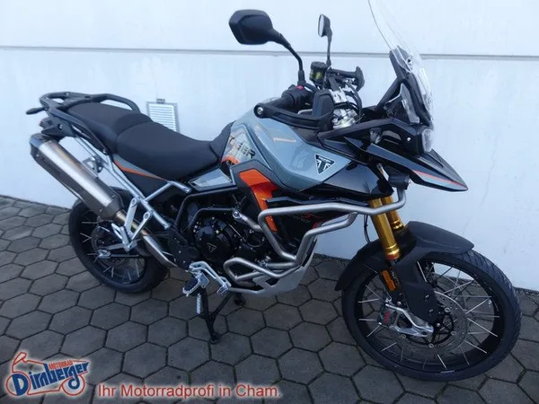 Triumph Tiger 900 Desert Edition