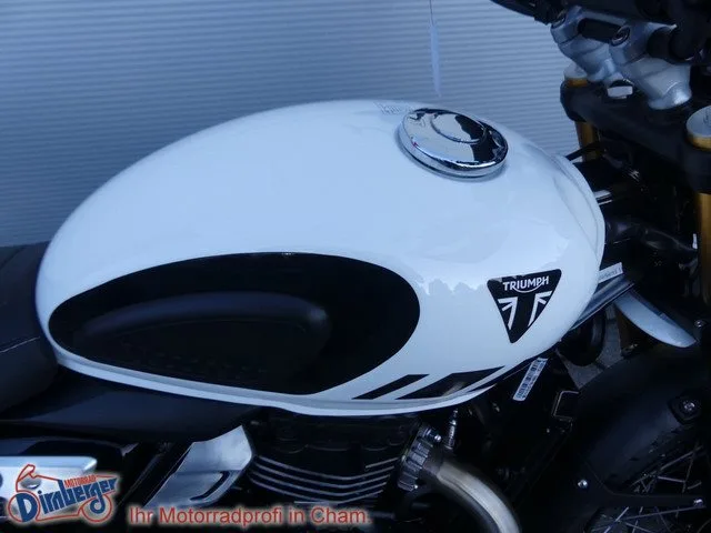 Triumph Scrambler 400 XC